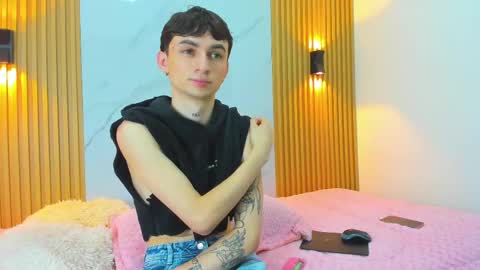 kitty_gill online show from December 28, 2024, 5:35 pm