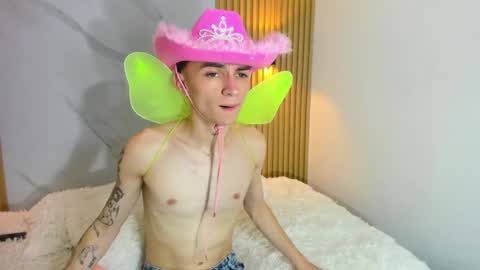 kitty_gill online show from January 11, 2025, 5:29 pm