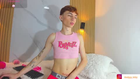 kitty_gill online show from January 17, 2025, 11:17 am