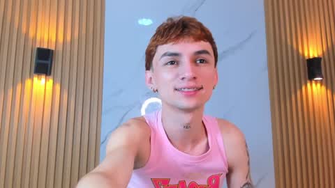 kitty_gill online show from February 5, 2025, 6:26 pm