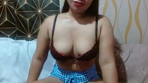 Snapshot of kitty_kheira chatting on June 30, 2026, 5:14 pm Kheira online show from June 30, 2026, 5:14 pm
