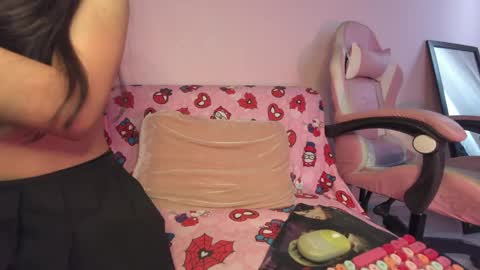 kitty_kryss online show from May 23, 2026, 4:00 pm