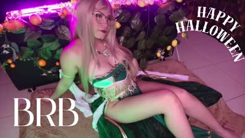 Kitty online show from November 5, 2025, 2:33 am