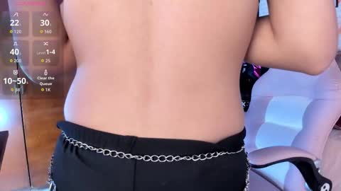 Kitty online show from October 26, 2025, 9:21 pm