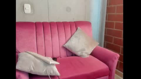 kitty rose online show from November 8, 2025, 5:01 pm