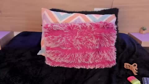 kitty online show from April 20, 2026, 2:20 pm