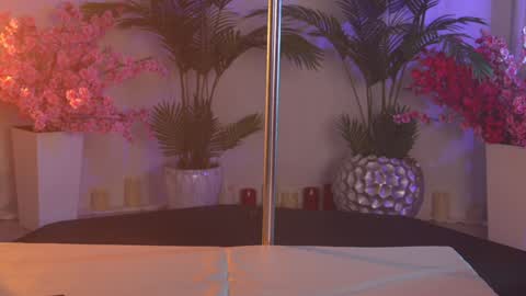 Katya online show from December 27, 2024, 1:32 am