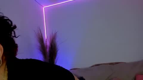 Snapshot of kittycute_cg chatting on January 14, 2025, 12:00 am Jenn online show from January 14, 2025, 12:00 am