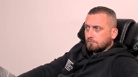 Your Owner online show from October 4, 2025, 9:35 pm