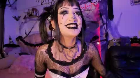 Snapshot of kittygoth_ chatting on October 9, 2025, 9:35 pm Kitty Goth online show from October 9, 2025, 9:35 pm