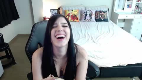 Snapshot of kittykat18x chatting on February 6, 2025, 3:37 am Isabel online show from February 6, 2025, 3:37 am