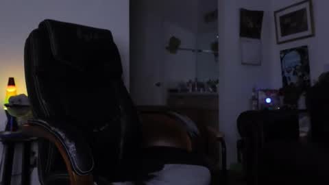 Bella Blue BBW online show from March 18, 2026, 12:30 pm