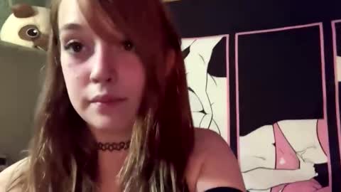 Snapshot of kittyme0ws chatting on January 3, 2025, 1:38 am kitty online show from January 3, 2025, 1:38 am