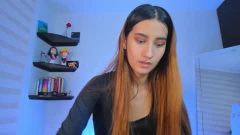 kitty online show from November 25, 2025, 6:35 am