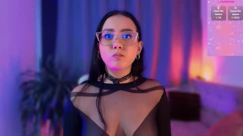 Sophie online show from October 21, 2025, 11:27 pm