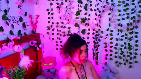 Kittyuwu  online show from October 20, 2025, 8:09 pm