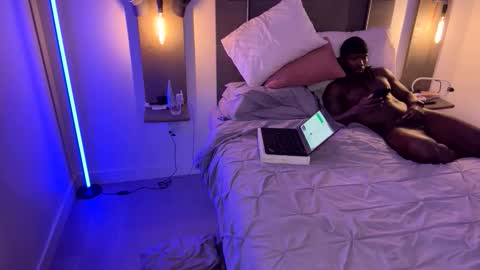 Snapshot of kittywoodyluv chatting on February 6, 2026, 3:22 am kittywoodyluv online show from February 6, 2026, 3:22 am