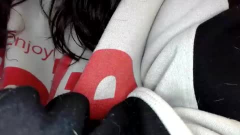Kittyymaze online show from May 28, 2026, 12:24 pm