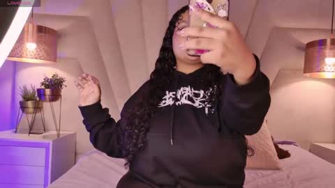 Kitty Hill online show from April 23, 2026, 3:19 am