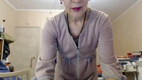 Snapshot of kiuminberry chatting on December 25, 2024, 2:02 pm KiuminBerry online show from December 25, 2024, 2:02 pm