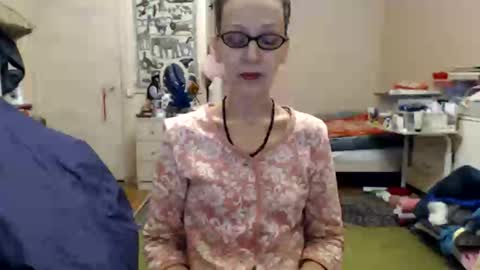 Snapshot of kiuminberry chatting on December 27, 2024, 9:39 am KiuminBerry online show from December 27, 2024, 9:39 am