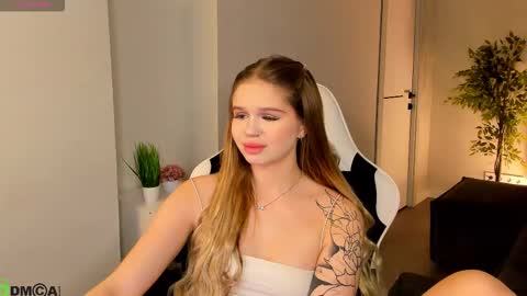 Snapshot of kivaa_rice chatting on February 8, 2026, 9:23 am Kivaa Rice GTM2 0300am-945am Mon Wed Thu Fri Sat. online show from February 8, 2026, 9:23 am