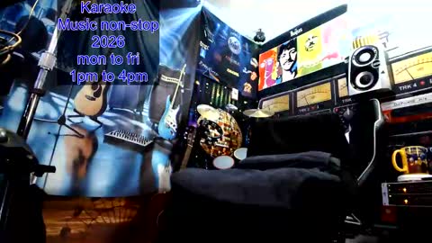 kiveuxmakeu online show from January 9, 2026, 5:59 pm