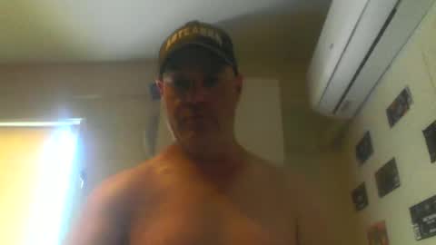 Snapshot of kiwiguy19773 chatting on March 10, 2025, 12:18 am kiwiguy19773 online show from March 10, 2025, 12:18 am