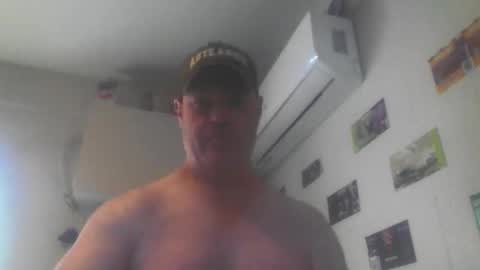 kiwiguy19773 online show from April 21, 2026, 10:56 pm
