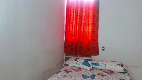 kiyu online show from October 12, 2025, 5:34 pm