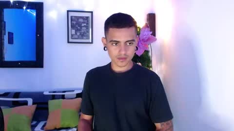 kizame___ online show from December 3, 2025, 11:58 pm