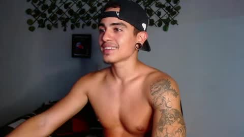 kizame___ online show from April 18, 2026, 11:49 pm