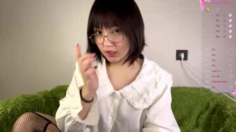 Luna online show from February 4, 2026, 7:09 pm