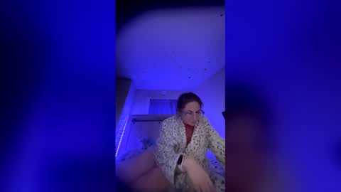 kkrazyy online show from March 24, 2026, 2:05 am