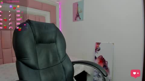 Snapshot of klaret_toy chatting on November 13, 2025, 12:59 pm Klaret online show from November 13, 2025, 12:59 pm