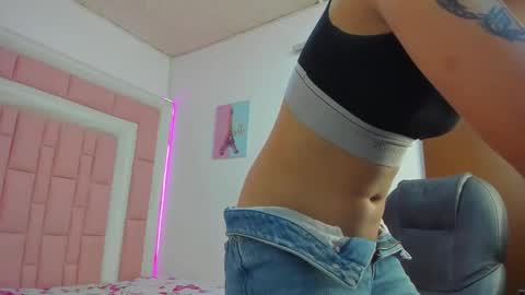 Snapshot of klaret_toy chatting on November 29, 2025, 8:12 pm Klaret online show from November 29, 2025, 8:12 pm