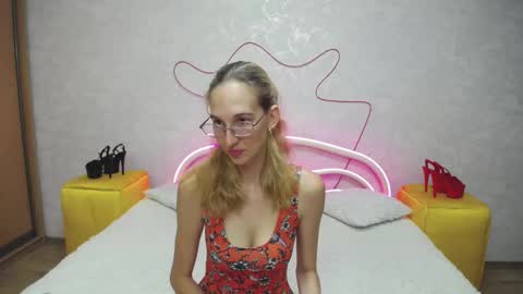 Klary online show from September 21, 2025, 6:04 am