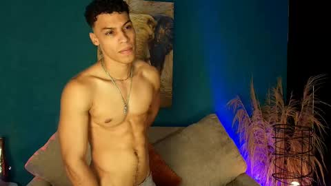 klaton__ online show from October 10, 2025, 12:20 am