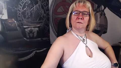 Michelle online show from February 1, 2025, 4:54 pm