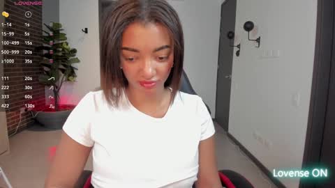 Snapshot of kleogold_1 chatting on January 25, 2025, 2:36 pm Christina online show from January 25, 2025, 2:36 pm