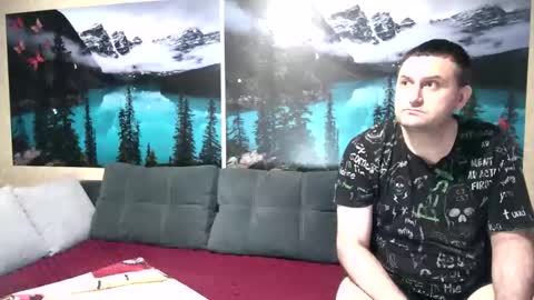 Kleosnow online show from October 14, 2025, 8:15 am