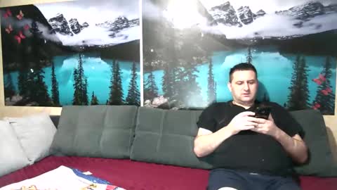 Kleosnow online show from October 17, 2025, 9:34 am