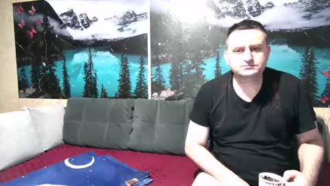 Kleosnow online show from February 10, 2026, 7:12 am