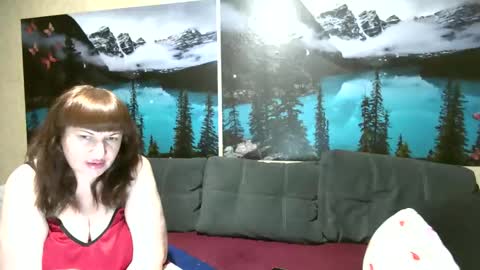 Kleosnow online show from April 17, 2026, 8:12 pm