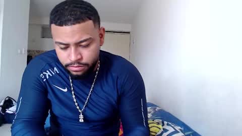 kleyton online show from December 8, 2024, 5:44 pm