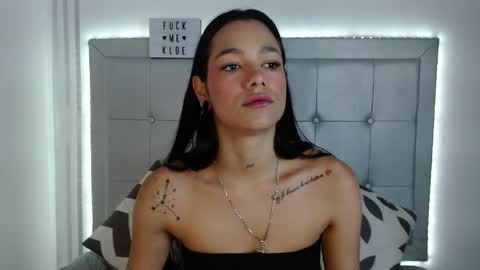kloe__watson online show from April 28, 2026, 10:48 pm