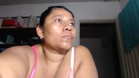 Kloe online show from December 17, 2025, 1:11 am