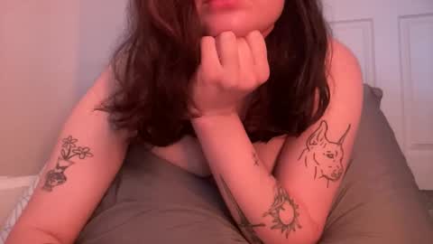 knextdoor online show from March 4, 2026, 5:08 pm