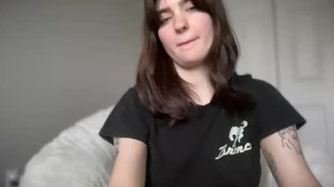 knextdoor online show from May 3, 2026, 3:29 pm