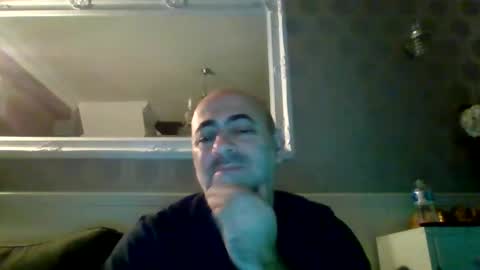 Snapshot of knickerwhipper chatting on January 18, 2026, 10:13 pm knickerwhipper online show from January 18, 2026, 10:13 pm